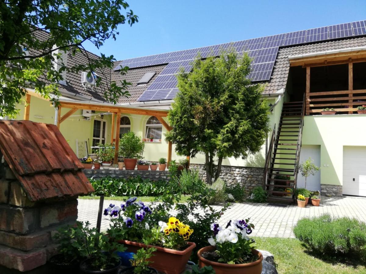 Bobita Apartmanhaz Szilvásvárad Exterior foto